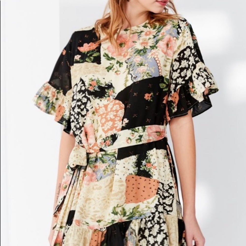 UO Suddenly Spring Ruffle Tie Dress